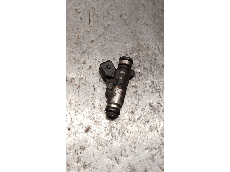 Recambio de inyector para citroën c2 (jm_) 1.1 referencia OEM IAM JUEGO CUATRO INYECTORES  