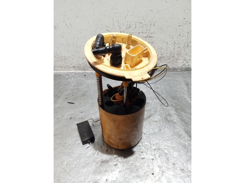 Recambio de bomba combustible para audi a4 b7 (8ec) 3.0 tdi quattro referencia OEM IAM A2053060652 8E0919050M 