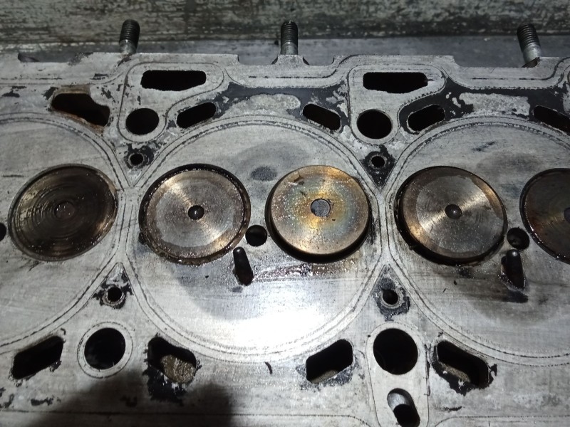 Recambio de culata para opel zafira / zafira family b (a05) 1.9 cdti (m75) referencia OEM IAM 55207460  