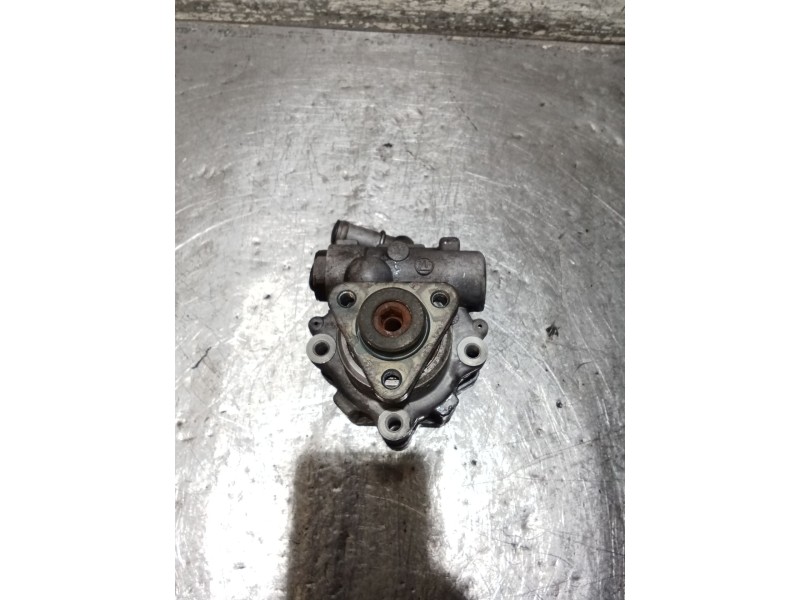 Recambio de bomba direccion para audi a4 b7 (8ec) 3.0 tdi quattro referencia OEM IAM 8EO145155T  