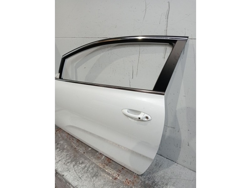 Recambio de puerta delantera izquierda para kia cee´d (jd) 1.6 gt referencia OEM IAM  3P 