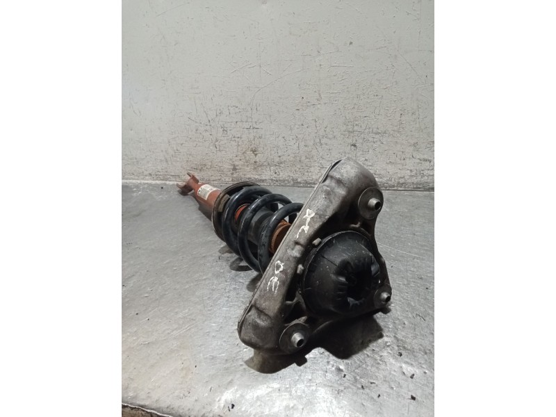 Recambio de amortiguador delantero derecho para audi a4 b7 (8ec) 3.0 tdi quattro referencia OEM IAM 8E0413031  