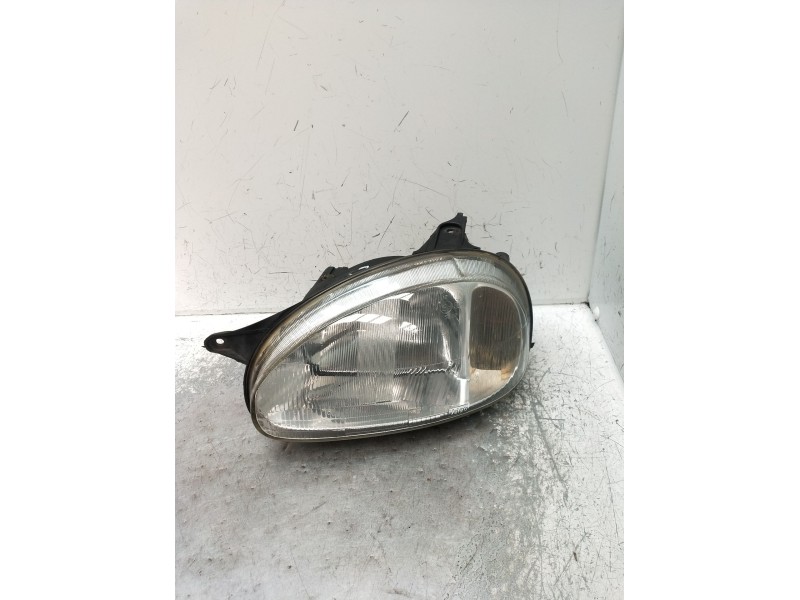 Recambio de faro izquierdo para opel corsa b (s93) 1.7 d (f08, f68, m68) referencia OEM IAM   