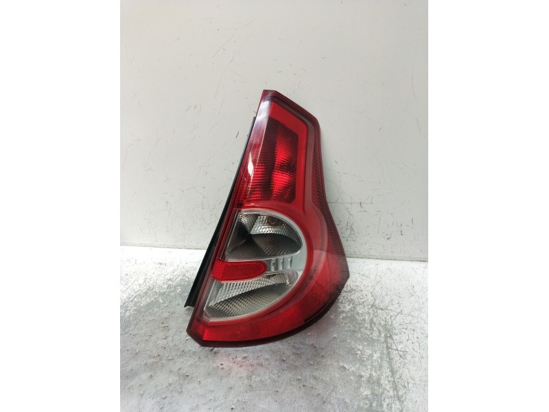 Recambio de piloto trasero derecho para dacia sandero 1.2 16v referencia OEM IAM   