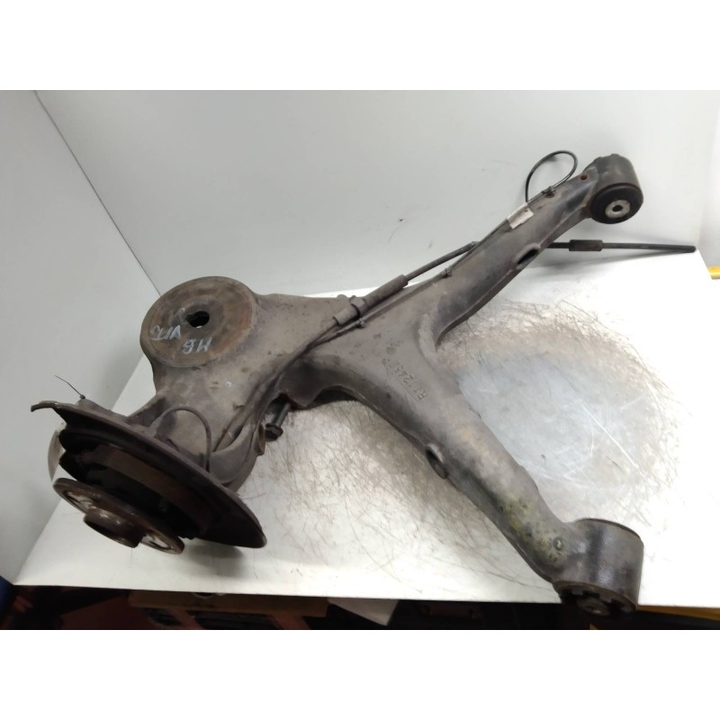 Recambio de mangueta trasera derecha para mercedes vito caja cerrada 6.03  115 cdi largo (639.603) referencia OEM IAM   