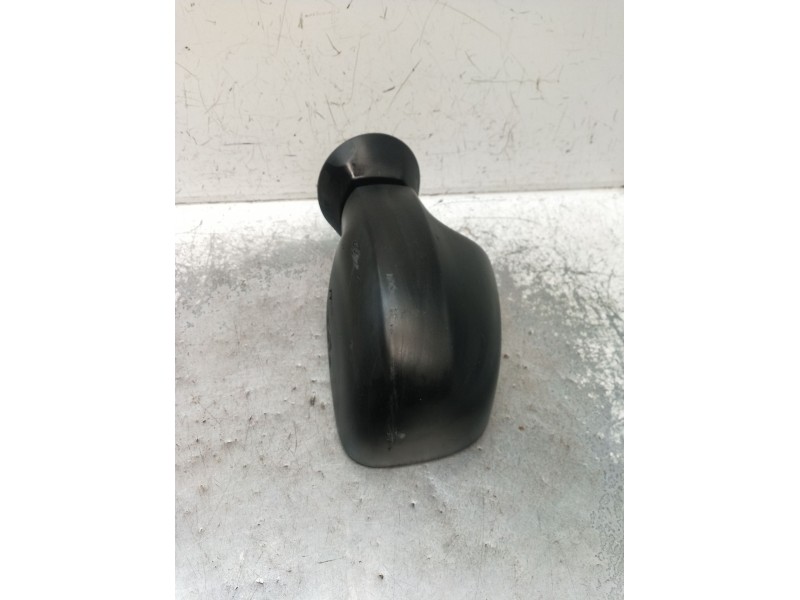 Recambio de retrovisor izquierdo para dacia sandero 1.2 16v referencia OEM IAM  MANUAL VER FOTOS
