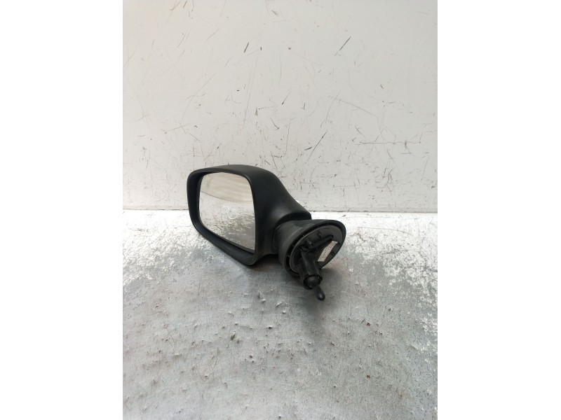 Recambio de retrovisor izquierdo para dacia sandero 1.2 16v referencia OEM IAM  MANUAL VER FOTOS