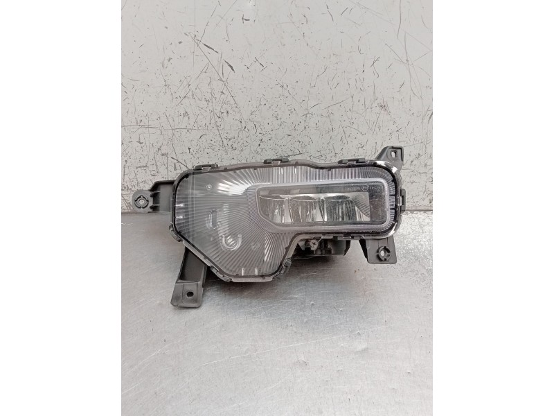 Recambio de faro antiniebla derecho para kia niro ii (sg2) 1.6 gdi hybrid referencia OEM IAM 92202AT  