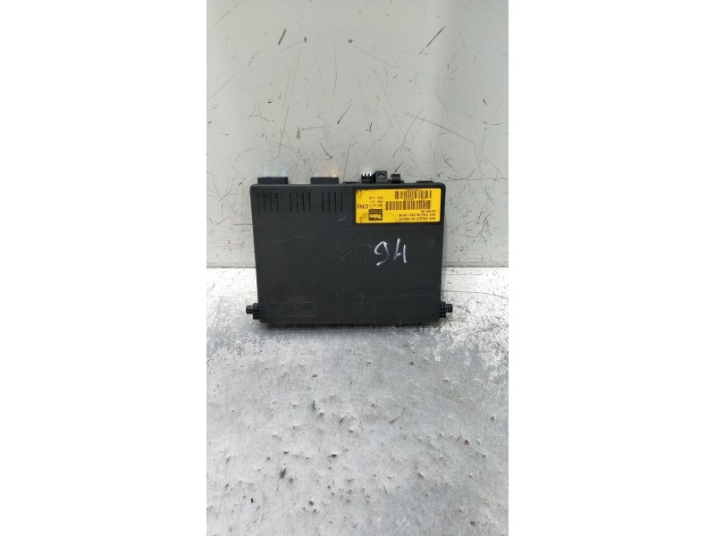 Recambio de caja reles / fusibles para citroën xsara coupé (n0) 2.0 hdi 90 referencia OEM IAM 9650913880 16199401 