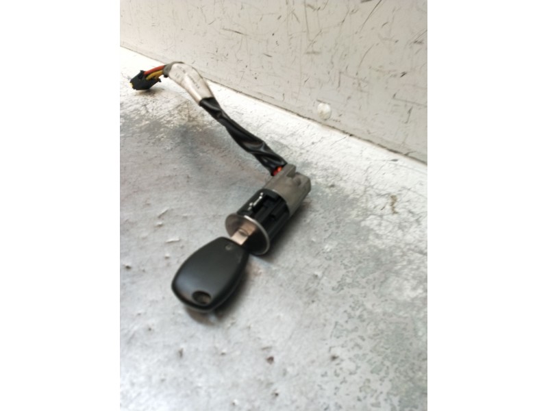 Recambio de conmutador de arranque para dacia sandero 1.2 16v referencia OEM IAM 487004353R 36451600 