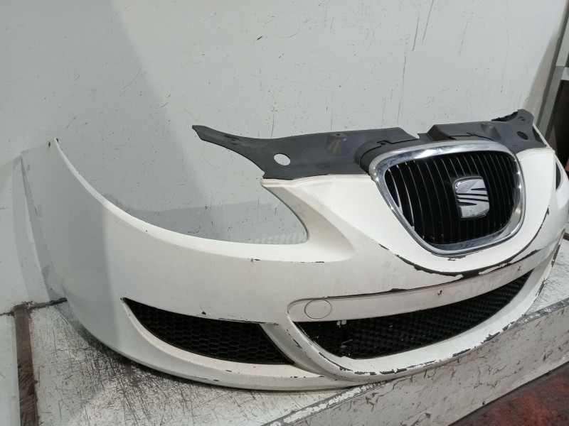 Recambio de paragolpes delantero para seat leon (1p1) 1.9 tdi referencia OEM IAM   