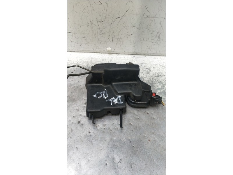 Recambio de motor cierre centralizado delantero izquierdo para hyundai trajet (fo) 2.0 referencia OEM IAM  5P 