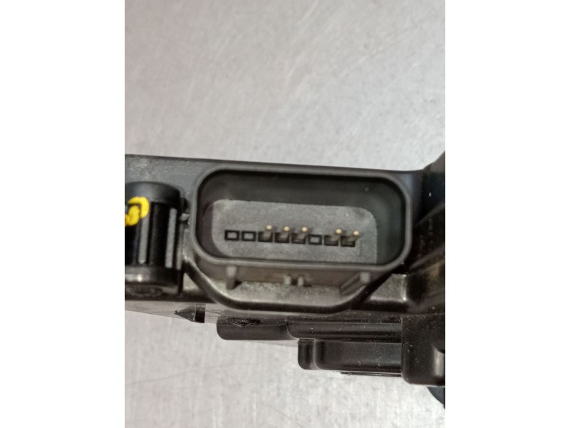 Recambio de motor cierre centralizado delantero derecho para kia niro ii (sg2) 1.6 gdi hybrid referencia OEM IAM 81320AT110 5P 