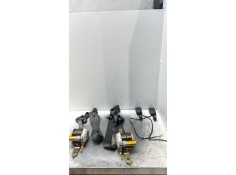Recambio de juego cinturones delantero para hyundai trajet (fo) 2.0 referencia OEM IAM  5P  2