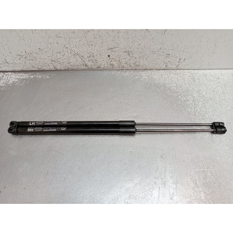 Recambio de amortiguadores maletero / porton para kia niro ii (sg2) 1.6 gdi hybrid referencia OEM IAM 81830AT000  