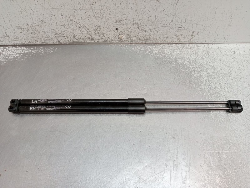 Recambio de amortiguadores maletero / porton para kia niro ii (sg2) 1.6 gdi hybrid referencia OEM IAM 81830AT000  