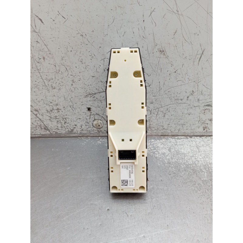 Recambio de mando elevalunas delantero izquierdo para kia niro ii (sg2) 1.6 gdi hybrid referencia OEM IAM 93571AT361 5P 