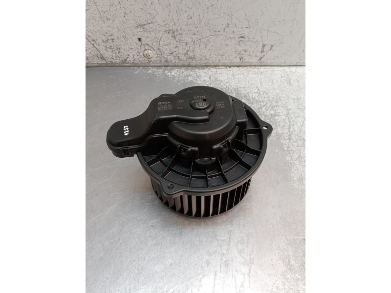 Recambio de motor calefaccion para kia niro ii (sg2) 1.6 gdi hybrid referencia OEM IAM 013011501H 97113AT000 