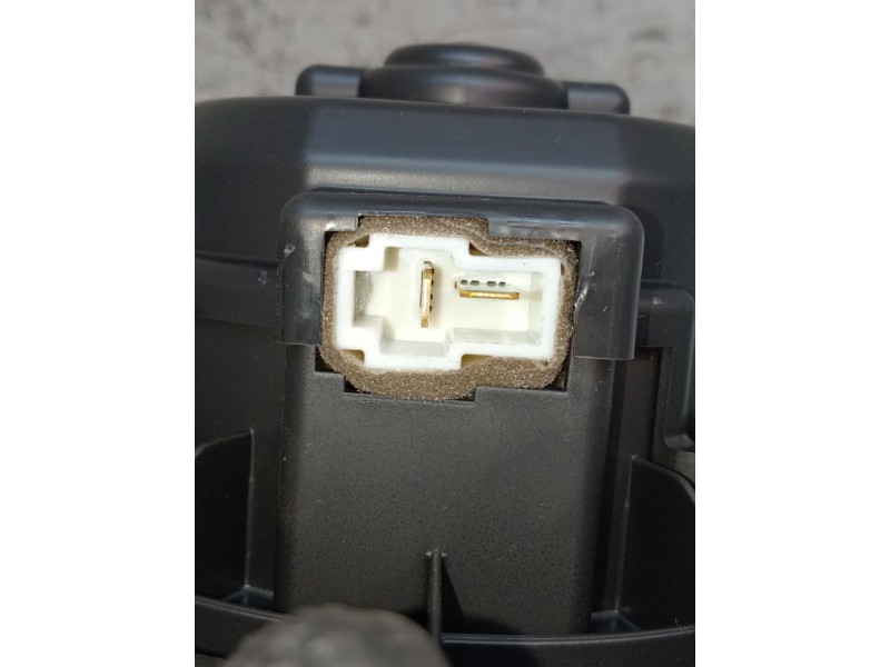 Recambio de motor calefaccion para kia niro ii (sg2) 1.6 gdi hybrid referencia OEM IAM 013011501H 97113AT000 