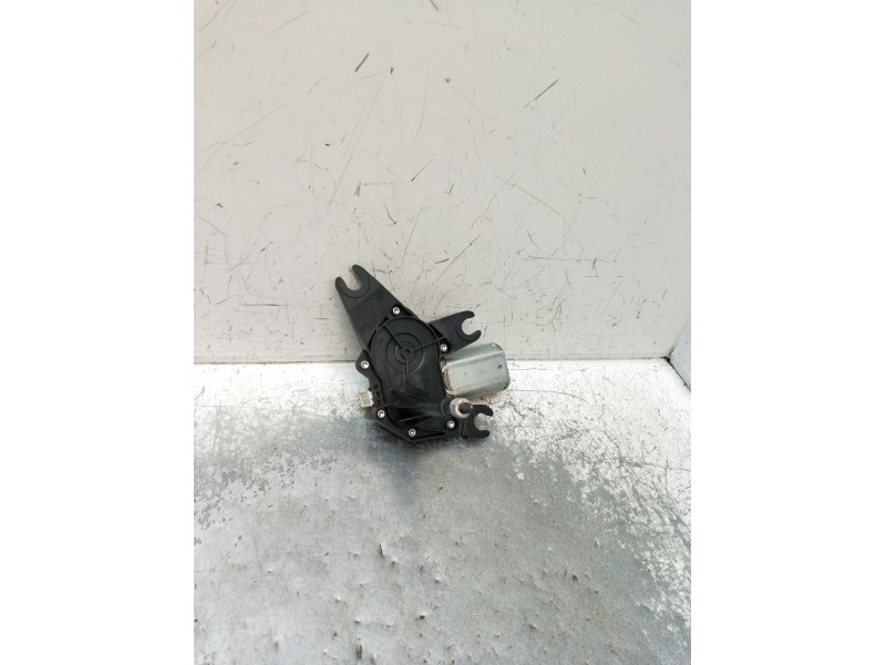 Recambio de motor limpia trasero para dacia sandero 1.2 16v referencia OEM IAM 8200734582C  