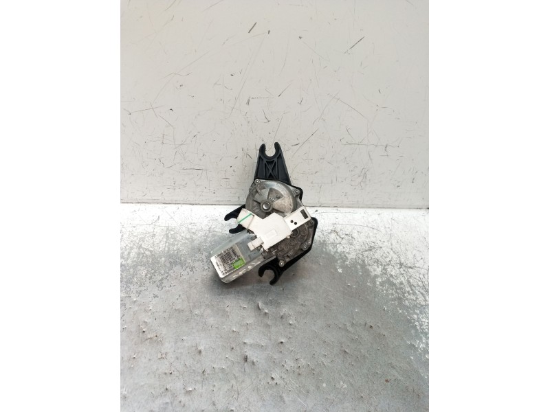Recambio de motor limpia trasero para dacia sandero 1.2 16v referencia OEM IAM 8200734582C  