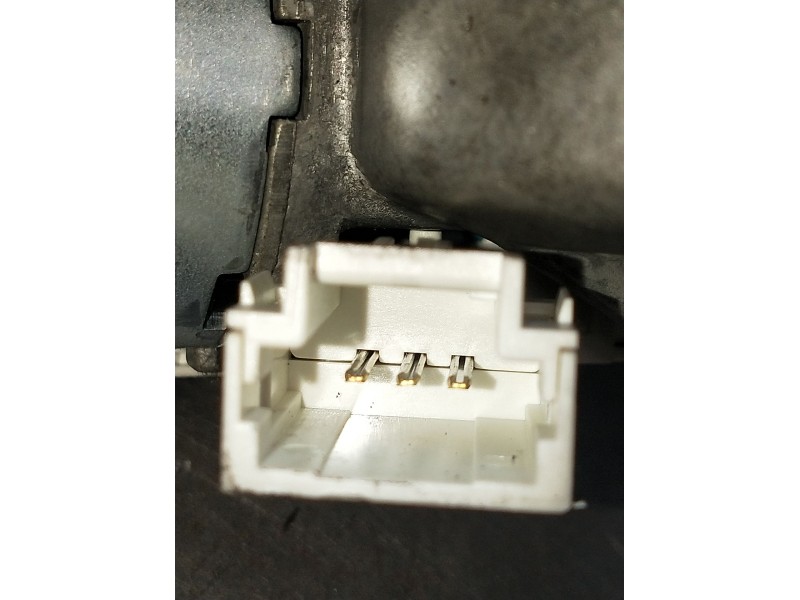 Recambio de motor limpia trasero para dacia sandero 1.2 16v referencia OEM IAM 8200734582C  