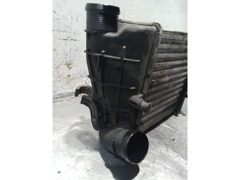 Recambio de intercooler para audi a4 b7 (8ec) 3.0 tdi quattro referencia OEM IAM 8E01458O5R  