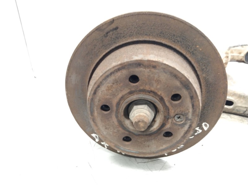 Recambio de mangueta trasera derecha para mercedes vito (w638) caja cerrada referencia OEM IAM   