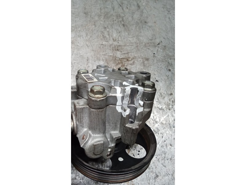Recambio de bomba direccion para opel insignia a (g09) 1.8 (68) referencia OEM IAM 55564138  ROTURA EN UNA DE LAS SUJECIONES VER