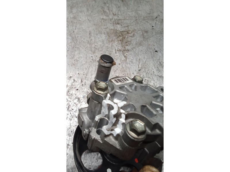 Recambio de bomba direccion para opel insignia a (g09) 1.8 (68) referencia OEM IAM 55564138  ROTURA EN UNA DE LAS SUJECIONES VER