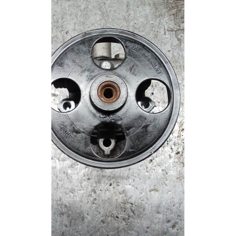 Recambio de bomba direccion para opel insignia a (g09) 1.8 (68) referencia OEM IAM 55564138  ROTURA EN UNA DE LAS SUJECIONES VER