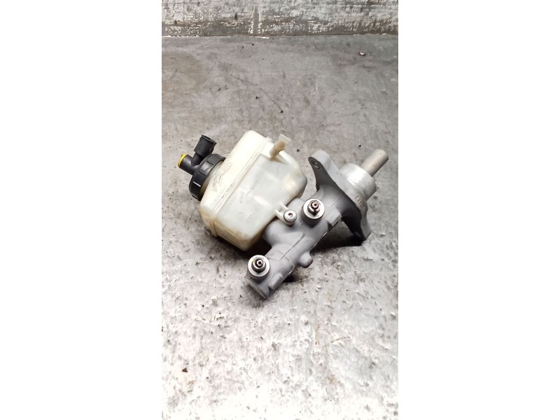 Recambio de bomba freno para dacia sandero 1.2 16v referencia OEM IAM 03350890461 03350890471 