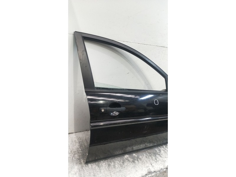 Recambio de puerta delantera derecha para hyundai accent iii sedán (mc) 1.4 gl referencia OEM IAM  4P 