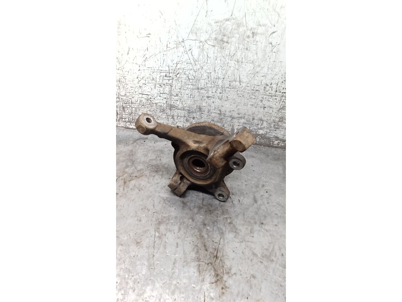 Recambio de mangueta delantera izquierda para renault 21 sedán (l48_) 1.7 (l482) referencia OEM IAM   