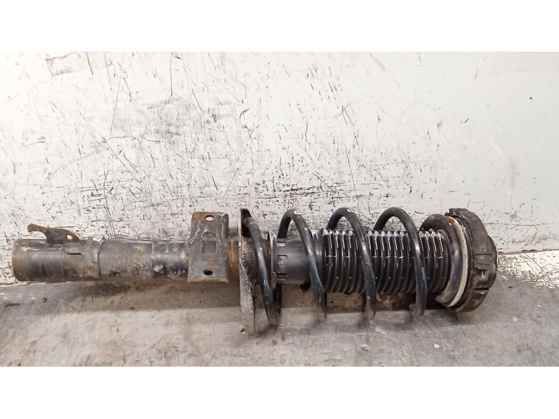 Recambio de amortiguador delantero derecho para seat cordoba (6l2) 1.9 sdi referencia OEM IAM 6Q0413031BR  