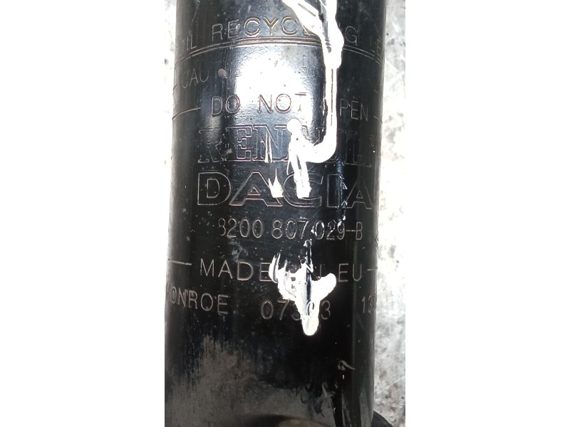 Recambio de amortiguador delantero derecho para dacia sandero 1.2 16v referencia OEM IAM 8200807029B  