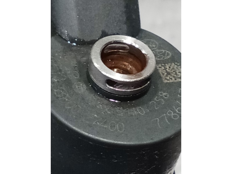 Recambio de inyector para hyundai sonata v (nf) 2.0 crdi referencia OEM IAM 04455110258 3380027400 BOSCH