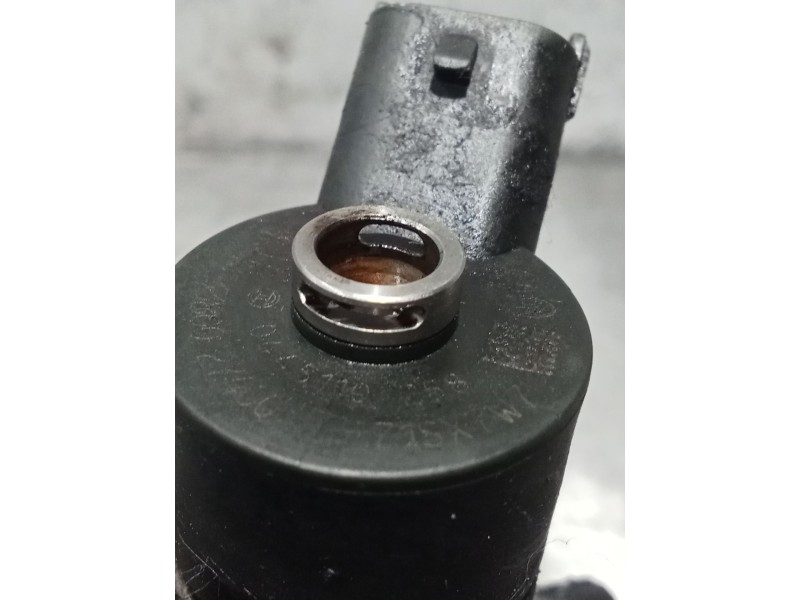 Recambio de inyector para hyundai sonata v (nf) 2.0 crdi referencia OEM IAM 04455110258 3380027400 BOSCH