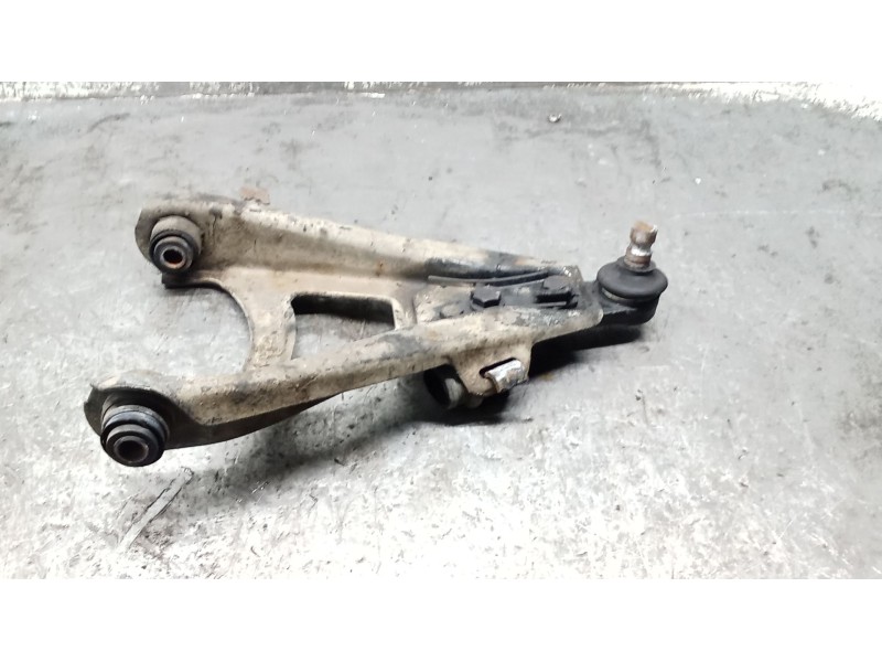 Recambio de brazo suspension inferior delantero derecho para renault 21 sedán (l48_) 1.7 (l482) referencia OEM IAM   