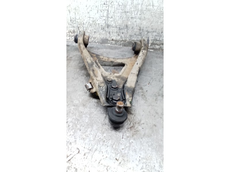 Recambio de brazo suspension inferior delantero derecho para renault 21 sedán (l48_) 1.7 (l482) referencia OEM IAM   