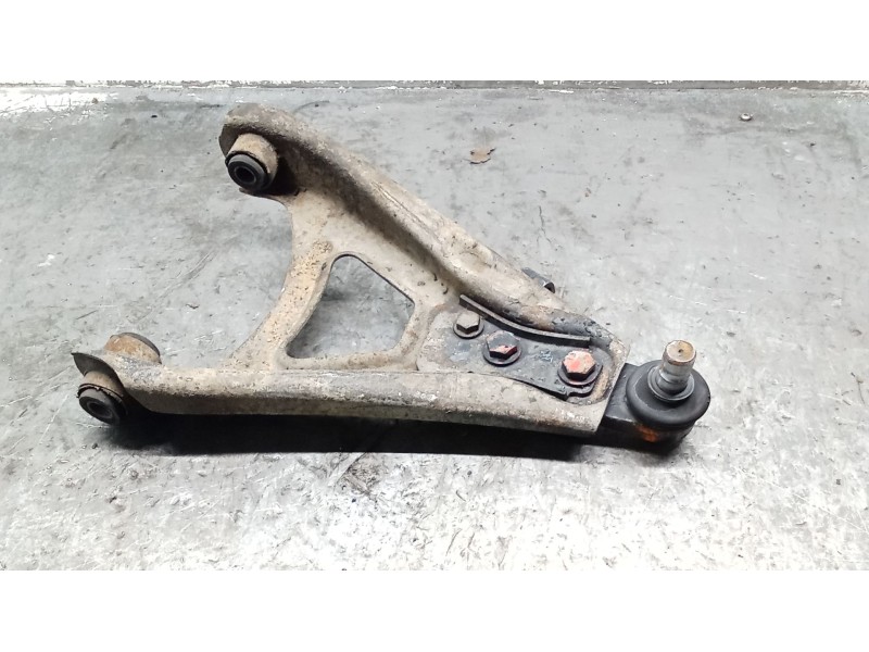 Recambio de brazo suspension inferior delantero izquierdo para renault 21 sedán (l48_) 1.7 (l482) referencia OEM IAM   