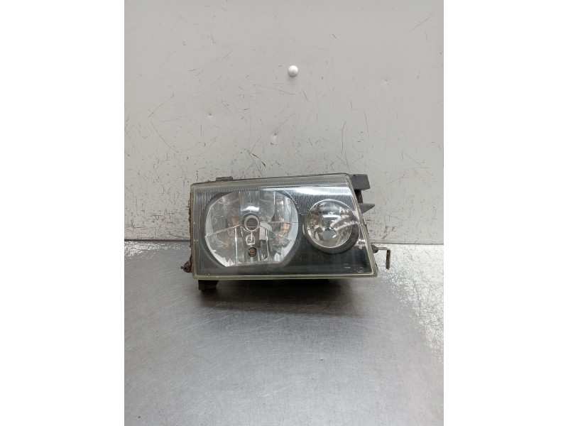 Recambio de faro derecho para nissan terrano ii (r20) 2.7 tdi 4wd referencia OEM IAM   