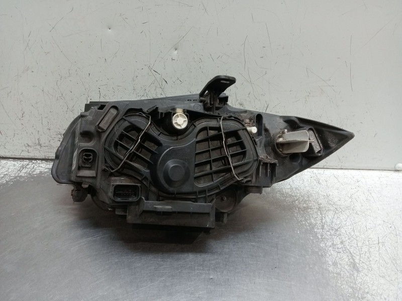 Recambio de faro derecho para bmw 1 (e87) 120 d referencia OEM IAM 6312719338804 89317601 