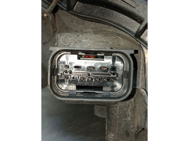 Recambio de faro derecho para bmw 1 (e87) 120 d referencia OEM IAM 6312719338804 89317601 