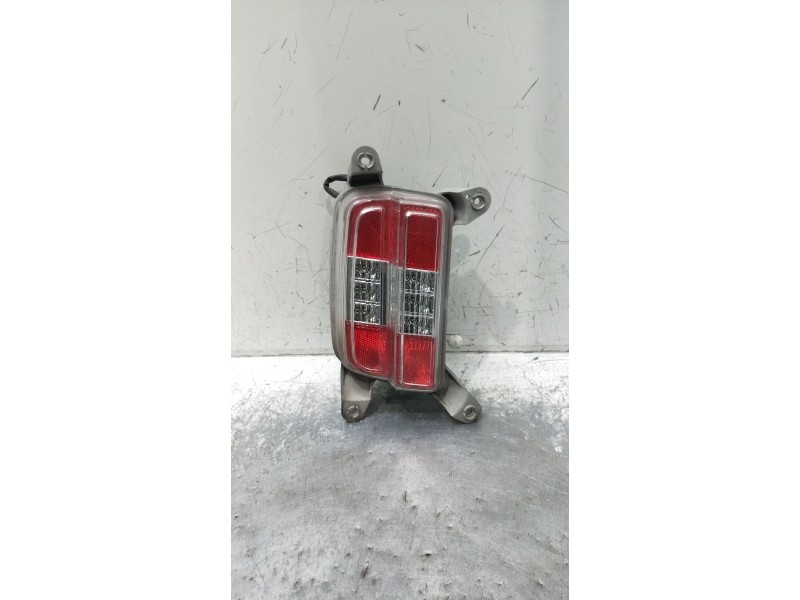 Recambio de piloto trasero izquierdo paragolpes para kia cee´d (jd) 1.6 gt referencia OEM IAM   