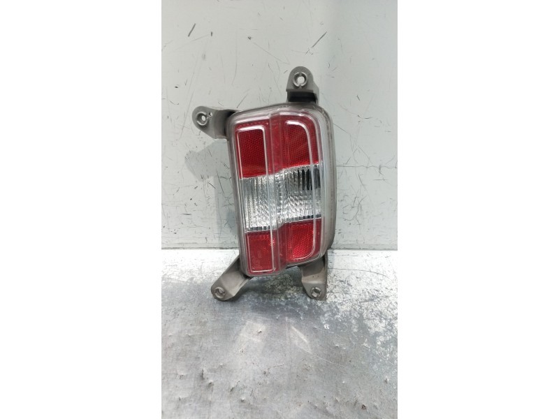 Recambio de piloto trasero derecho paragolpes para kia cee´d (jd) 1.6 gt referencia OEM IAM   