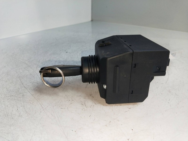 Recambio de conmutador de arranque para mercedes clase c (w203) sportcoupe c 200 cdi (la) (203.707) referencia OEM IAM 209545090