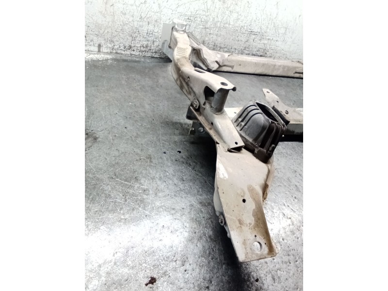 Recambio de puente delantero para bmw 1 (e87) 120 d referencia OEM IAM   