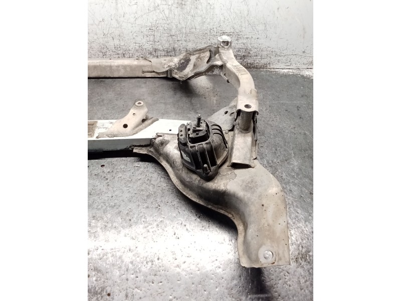 Recambio de puente delantero para bmw 1 (e87) 120 d referencia OEM IAM   