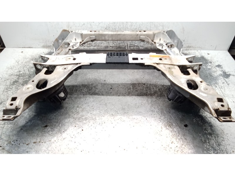 Recambio de puente delantero para bmw 1 (e87) 120 d referencia OEM IAM   